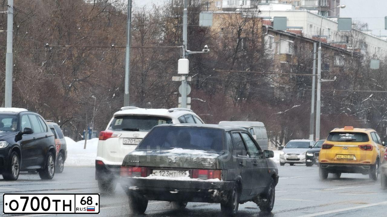 Фото автомобиля HYUNDAI TUCSON, 2021 — госномер А627УА797. Цвет: ТЕМНО-СЕРЫЙ