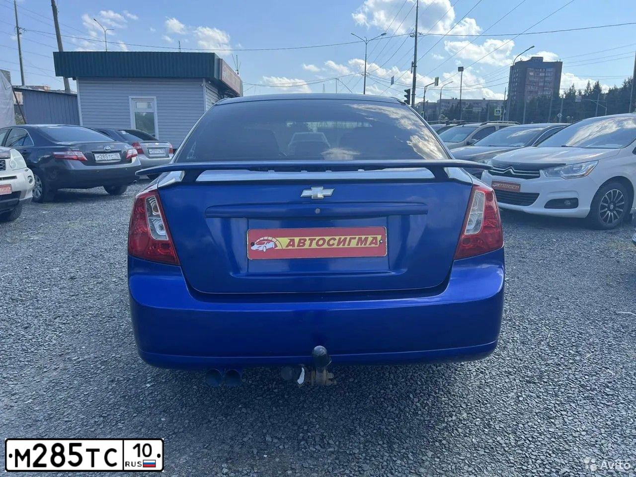 Фото автомобиля TOYOTA CAMRY, 2008 — госномер О300АВ10. Цвет: СЕРЫЙ МЕТАЛЛИК
