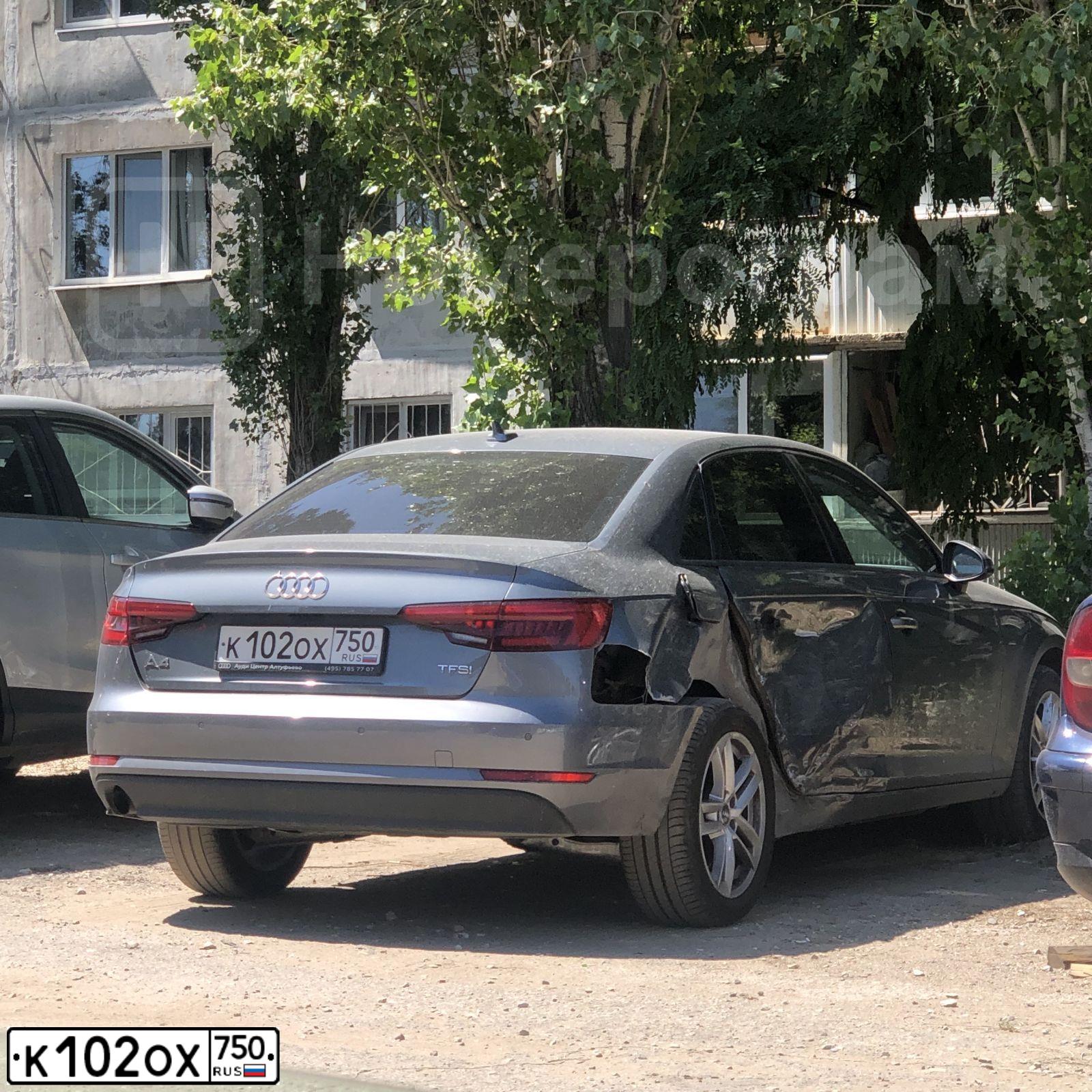 Фото автомобиля AUDI A4, 2017 — госномер Т992АМ196. Цвет: Серый
