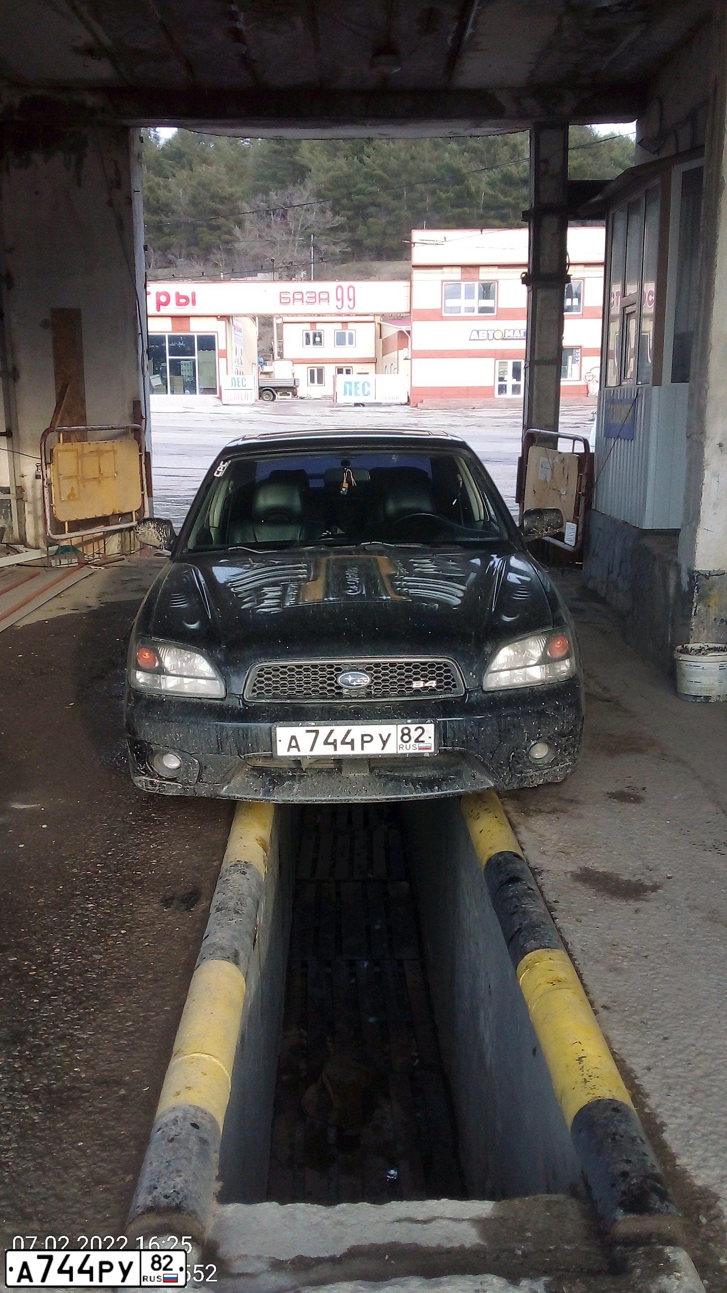 Фото автомобиля SUBARU LEGACY, 2002 — госномер В173АХ92. Цвет: ЧЕРНЫЙ