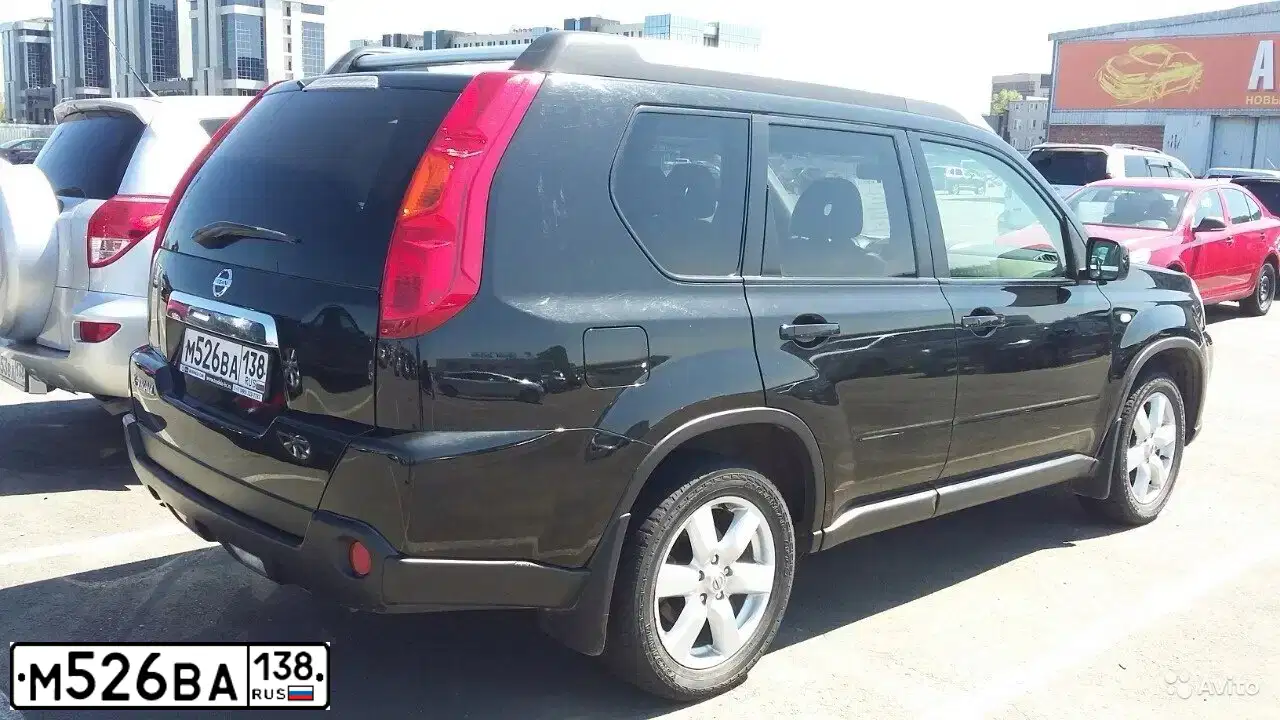 Фото автомобиля NISSAN X-TRAIL, 2008 — госномер К597МТ199. Цвет: ЧЕРНЫЙ