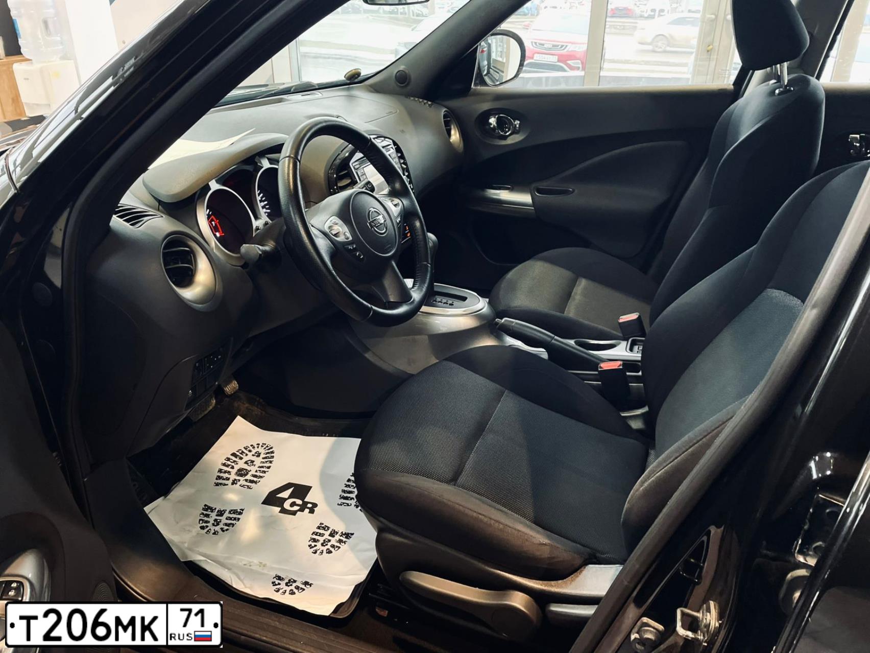 Фото автомобиля NISSAN JUKE, 2014 — госномер Х229ЕН71. Цвет: ЧЕРНЫЙ