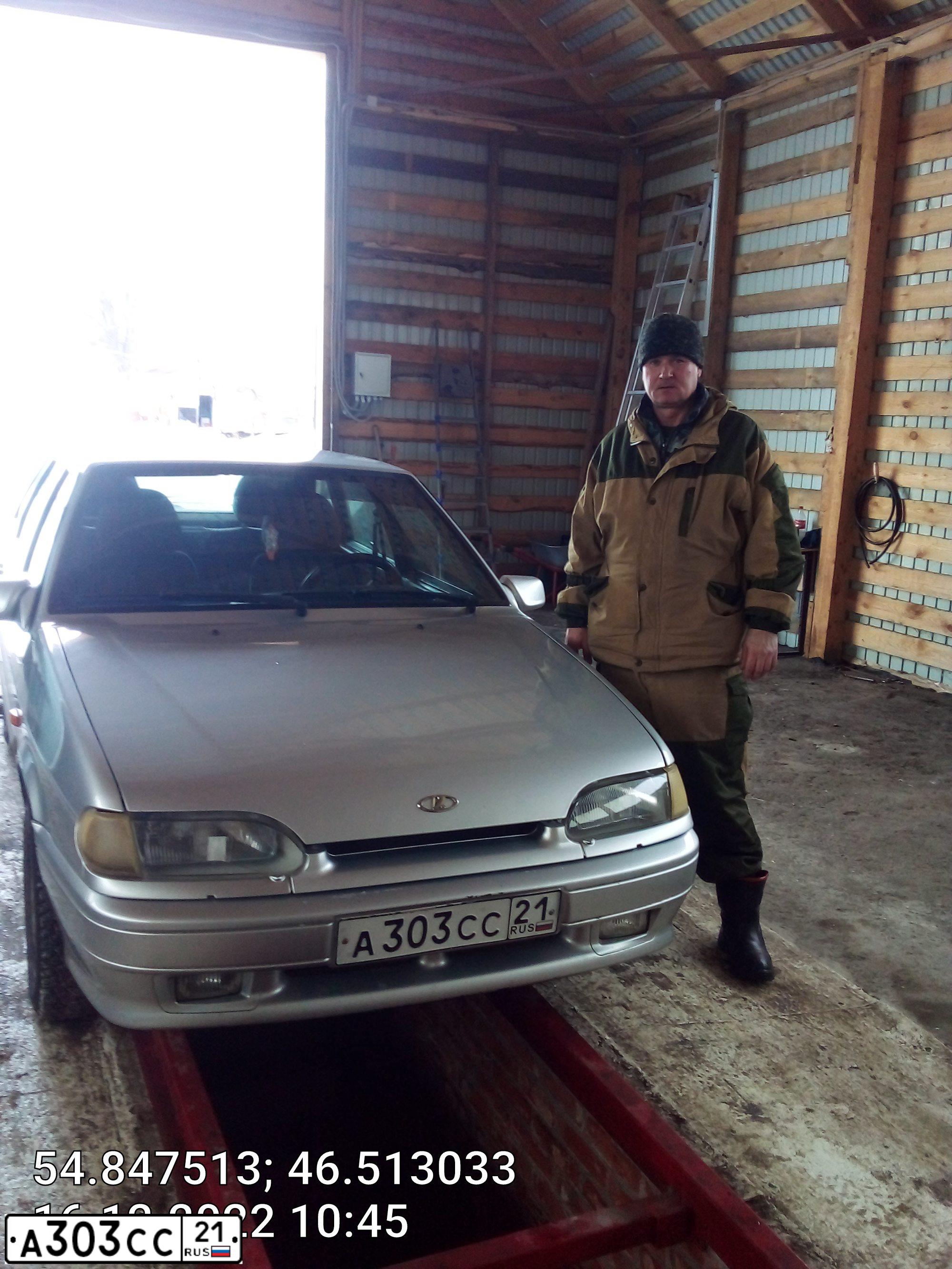 Фото автомобиля LADA 2110, 2004 — госномер М570МО13