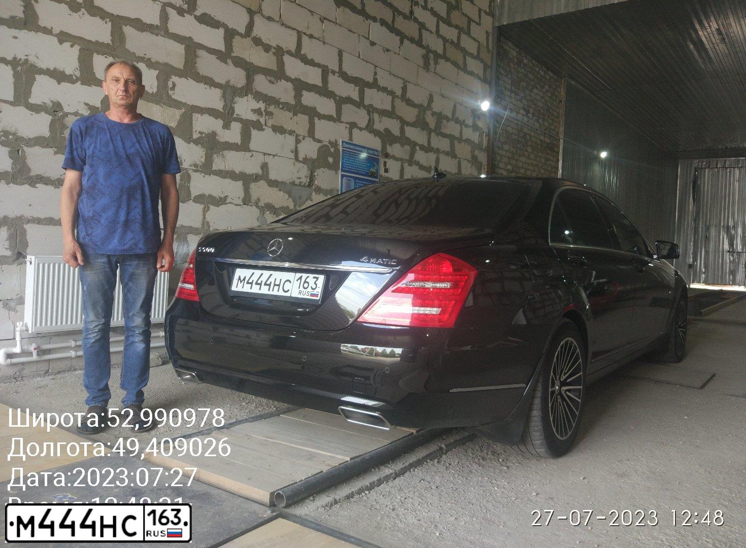 Фото автомобиля CHEVROLET CRUZE, 2012 — госномер Р850ЕВ136. Цвет: ЧЕРНЫЙ МЕТАЛЛИК