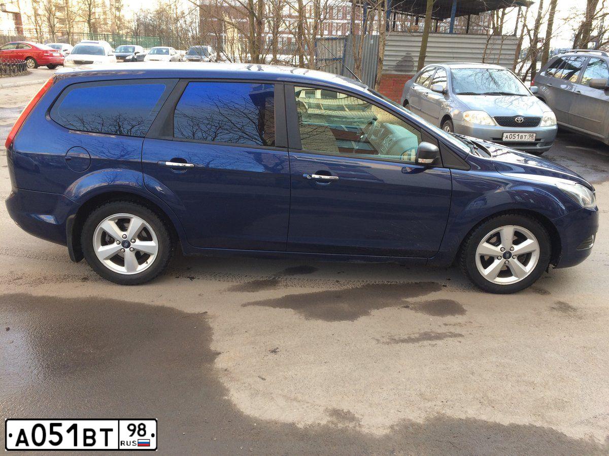 Фото автомобиля TOYOTA COROLLA, 2003 — госномер Е471МО147. Цвет: СЕРО-ГОЛУБОЙ