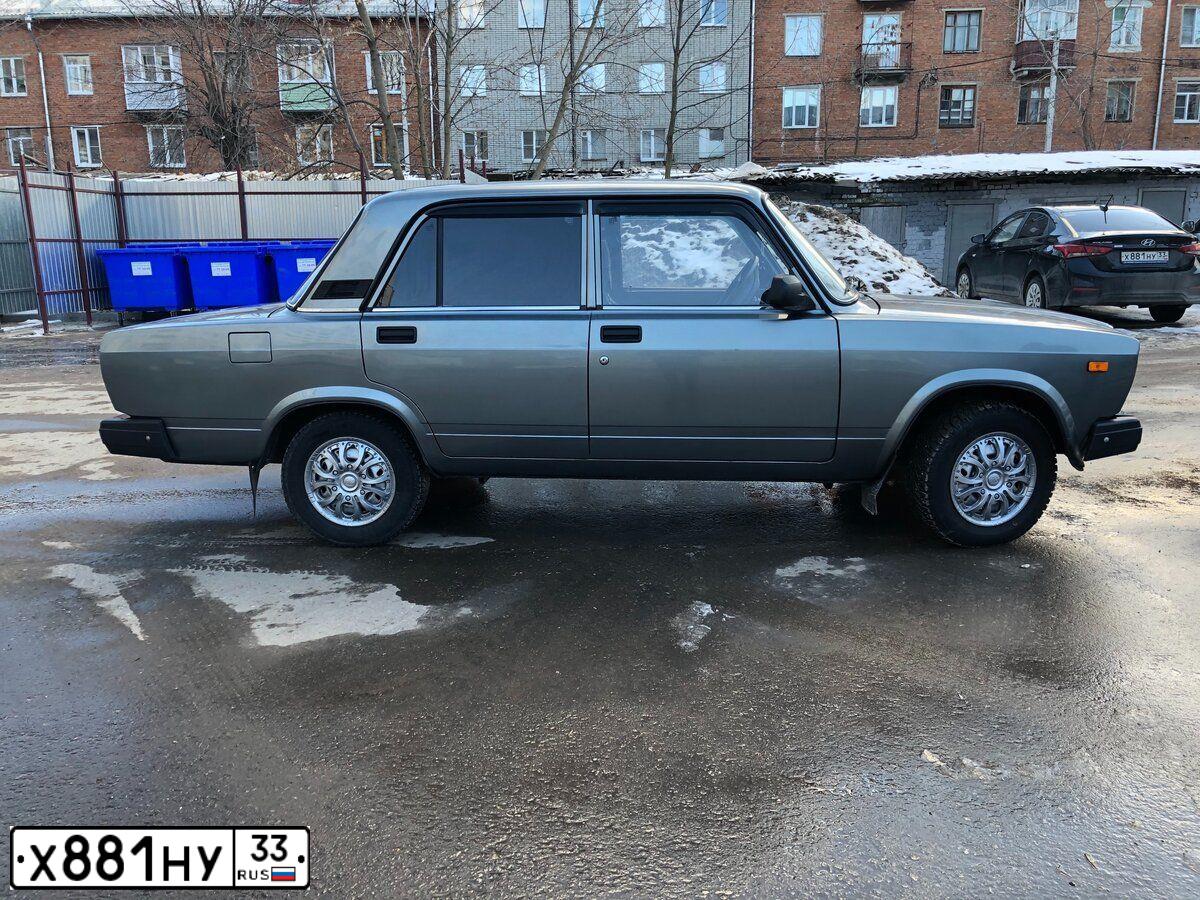 Фото автомобиля HYUNDAI SOLARIS, 2017 — госномер Р407РВ154. Цвет: ЧЕРНЫЙ