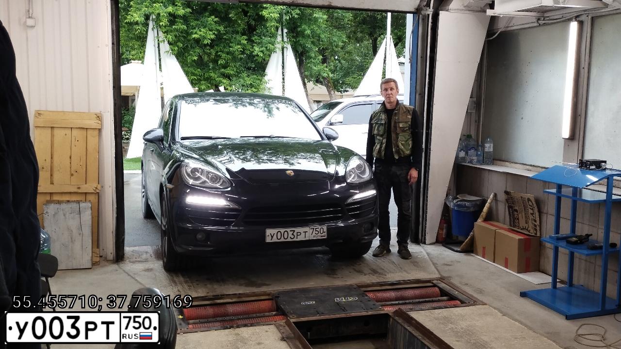 Фото автомобиля MERCEDES GL-KLASSE, 2014 — госномер Е279КО797. Цвет: Коричневый