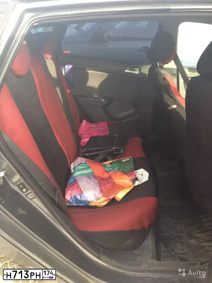 Фото автомобиля HYUNDAI SOLARIS, 2012 — госномер Н713РН174. Цвет: ЧЕРНО-СЕРЫЙ