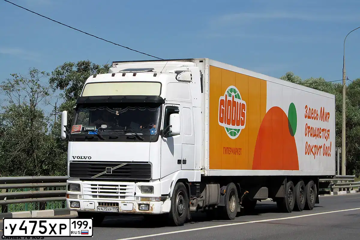 Фото автомобиля VOLVO SERIE FH /4X2/, 2001 — госномер У475ХР199. Цвет: БЕЛЫЙ