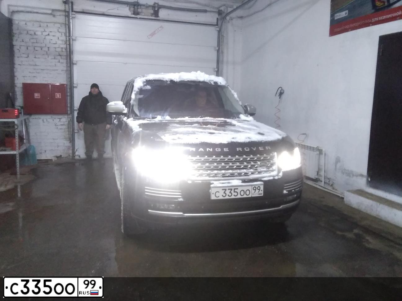 Фото автомобиля LADA 2109 SAMARA, 2001 — госномер С335ОО99. Цвет: СЕРЕБРИСТО-СЕРО-ЗЕЛЕНЫЙ