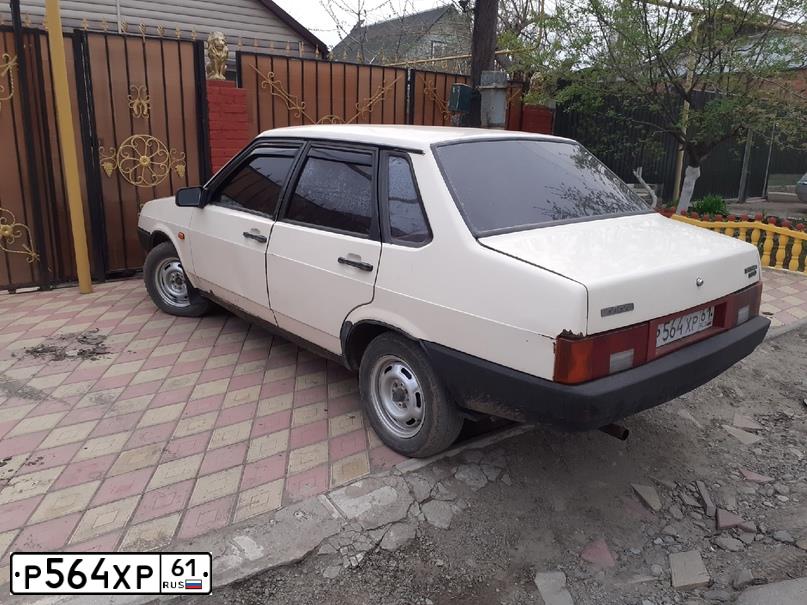 Фото автомобиля LADA 21099, 1993 — госномер У412ОТ761