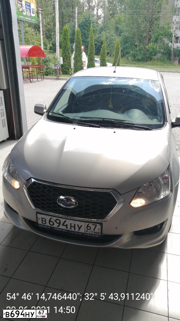 Фото автомобиля DATSUN ON-DO, 2016 — госномер Е042АТ147. Цвет: Серебристый