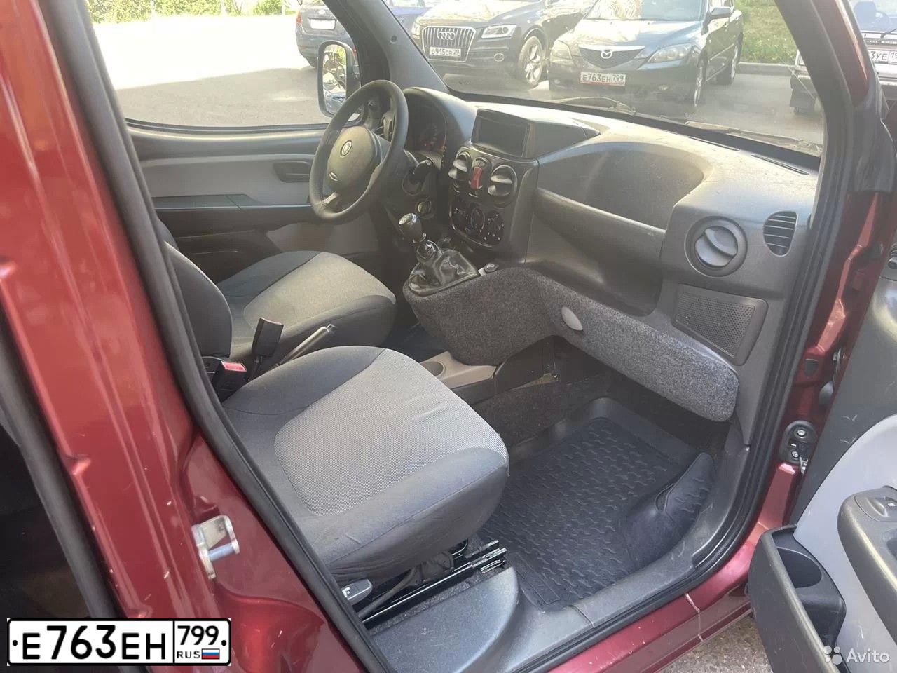 Фото автомобиля MAZDA 3, 2008 — госномер Е763ЕН799. Цвет: Серый
