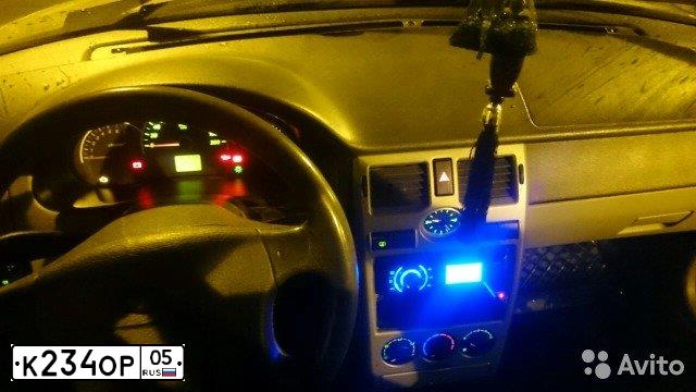 Фото автомобиля LADA 2170 PRIORA, 2009 — госномер Т422РС64. Цвет: БЕЛЫЙ
