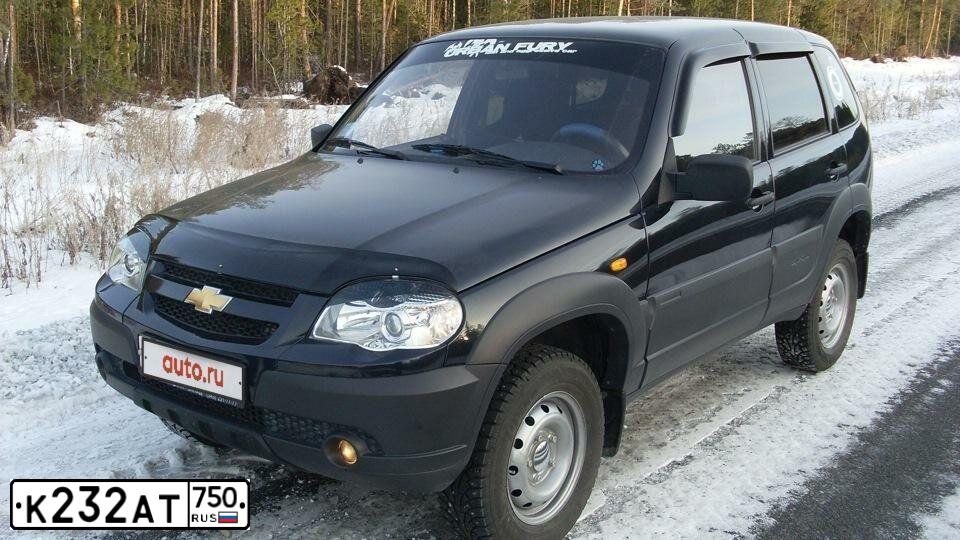 Фото автомобиля CHEVROLET NIVA, 2014 — госномер К232АТ750. Цвет: синий