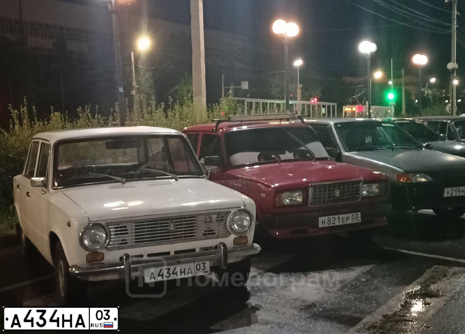 Фото автомобиля LADA 2121 NIVA, 2010 — госномер А434НА03. Цвет: Темно-зеленый