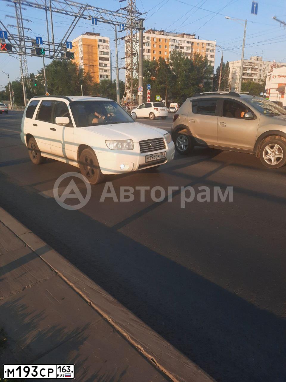 Фото автомобиля SUBARU FORESTER, 2006 — госномер М193СР163. Цвет: Белый