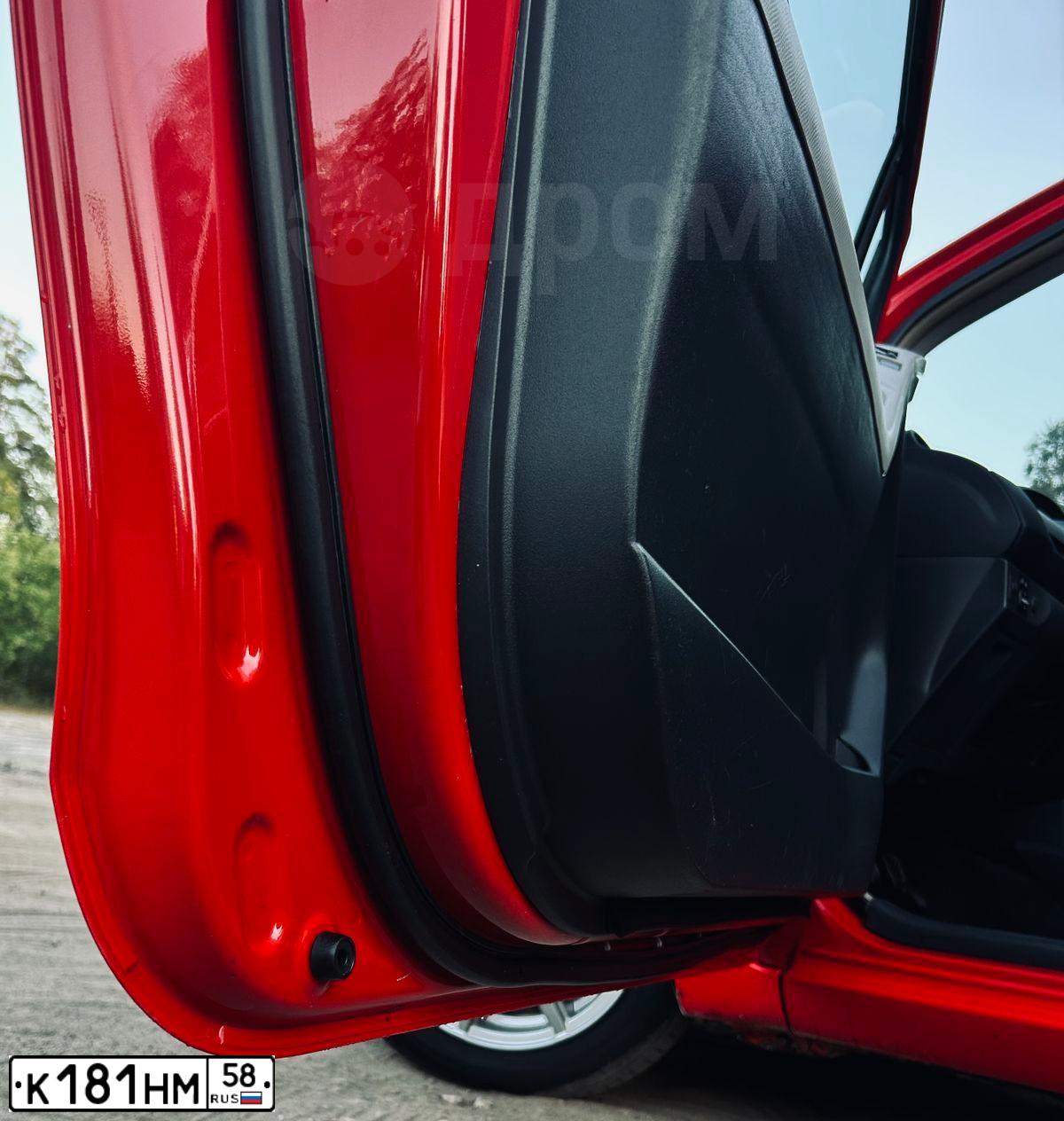 Фото автомобиля LADA 2110, 2007 — госномер К181НМ58. Цвет: СВЕТЛО-СЕРЕБРИСТЫЙ МЕТАЛЛ