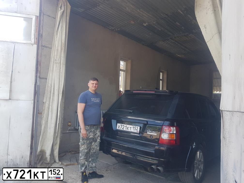 Фото автомобиля LANDROVER RANGE ROVER SPORT, 2008 — госномер Н010ТВ152. Цвет: ЧЕРНЫЙ