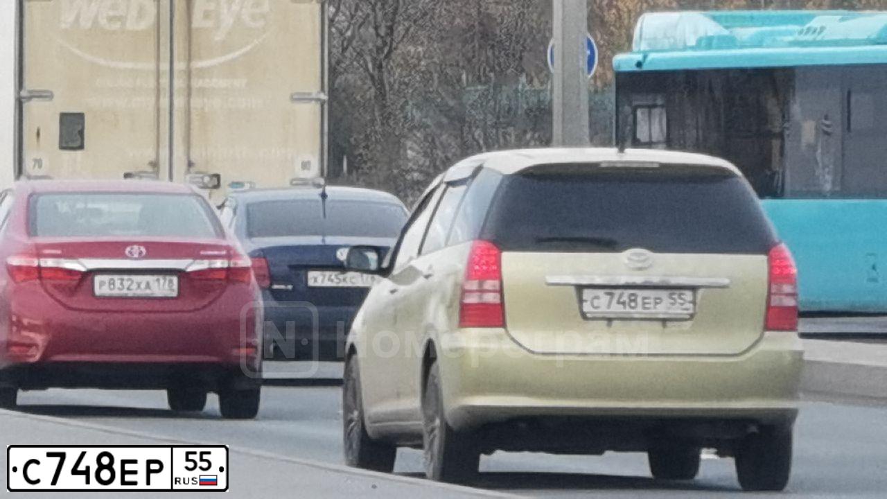 Фото автомобиля ТОУОТА WISН ТОУОТА WISН, 2003 — госномер С748ЕР55. Цвет: Серый