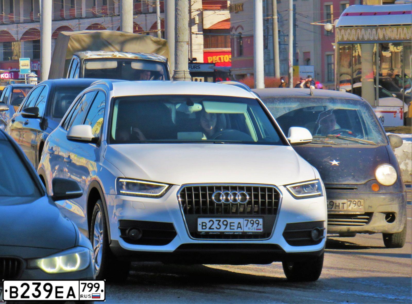 Фото автомобиля AUDI Q3, 2013 — госномер К548АК156