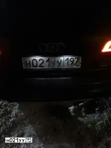 Фото автомобиля AUDI Q7, 2015 — госномер Е279ОЕ198. Цвет: ЧЕРНЫЙ