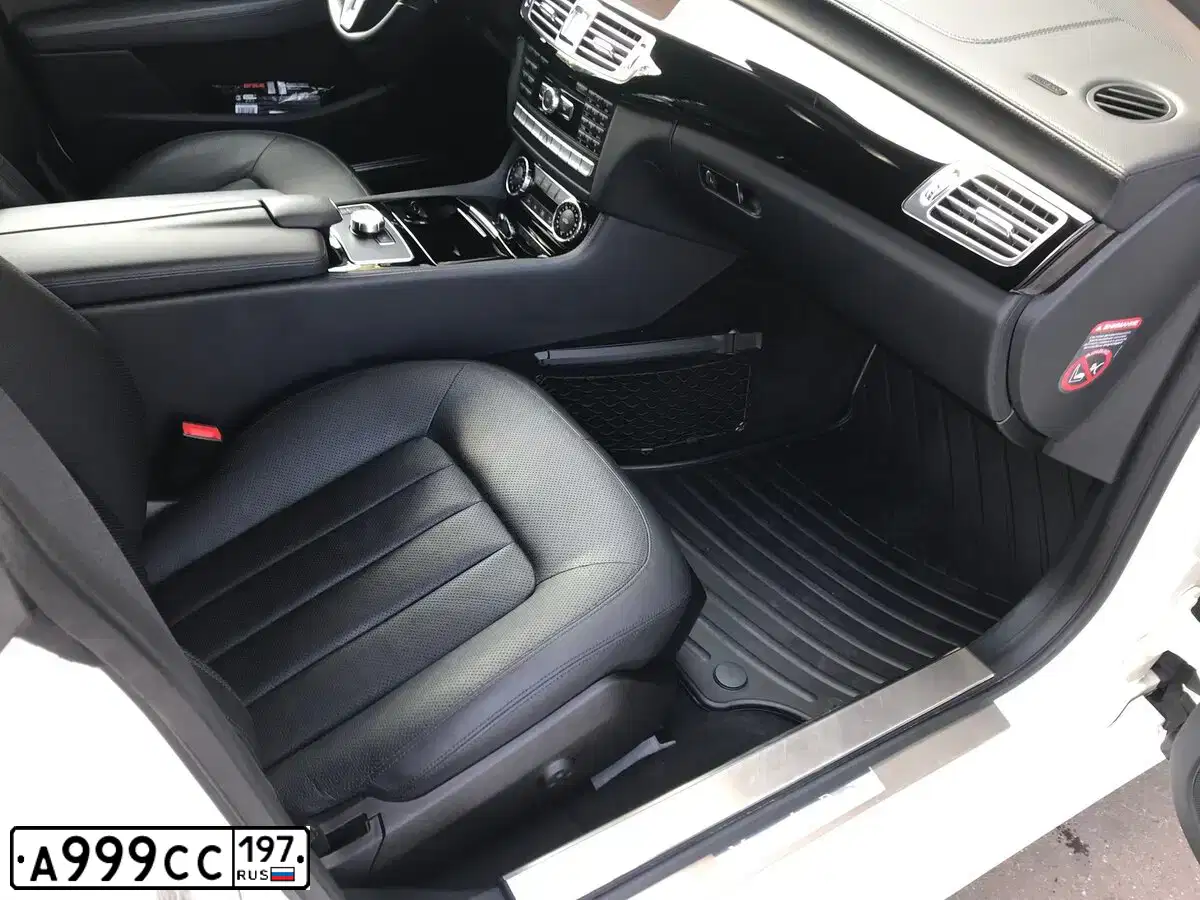 Фото автомобиля MERCEDES SLK-KLASSE, 2008 — госномер А999СС197. Цвет: БЕЛЫЙ