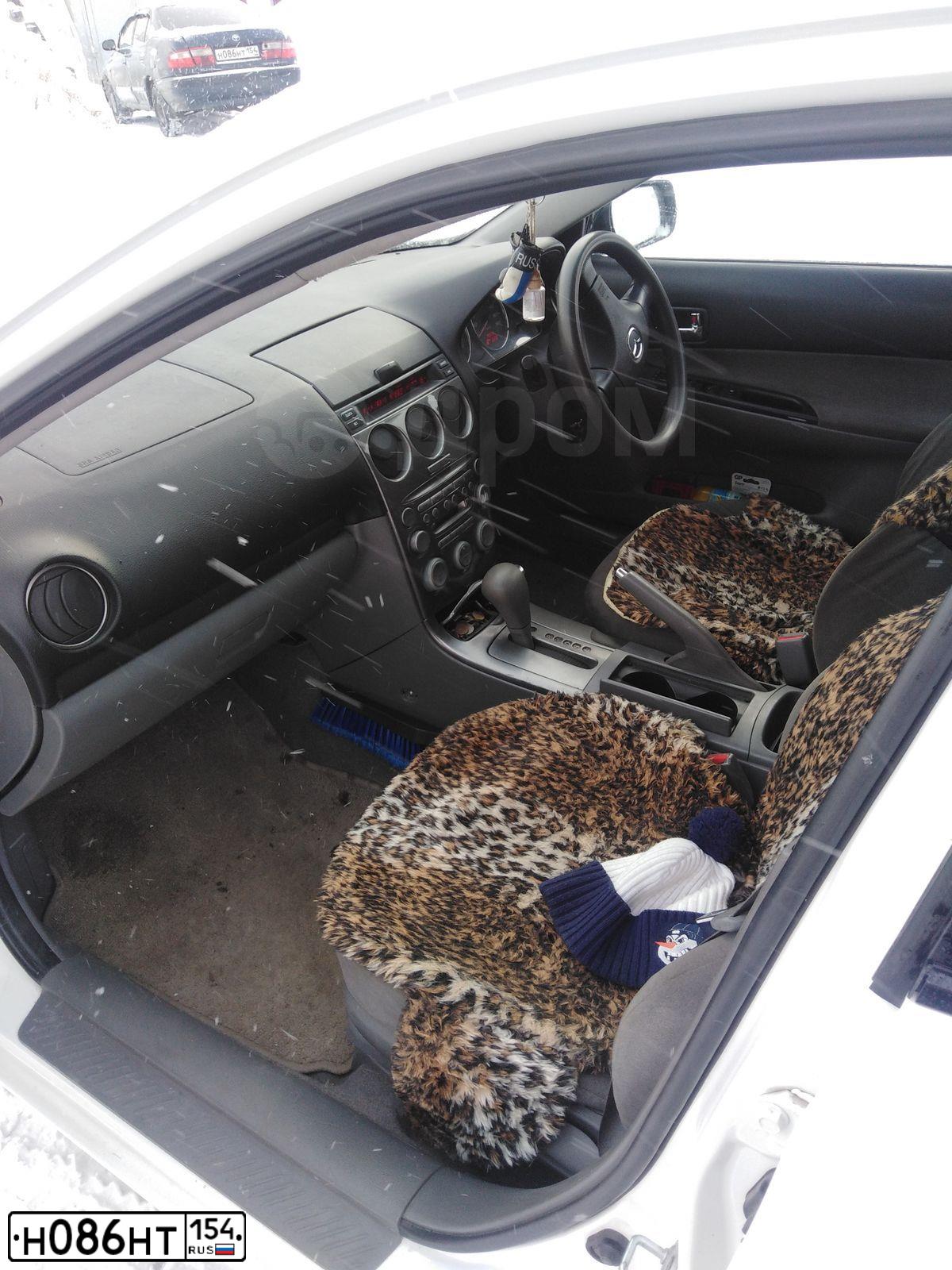 Фото автомобиля TOYOTA CARINA, 1995 — госномер А985ОН122. Цвет: Темно-зеленый