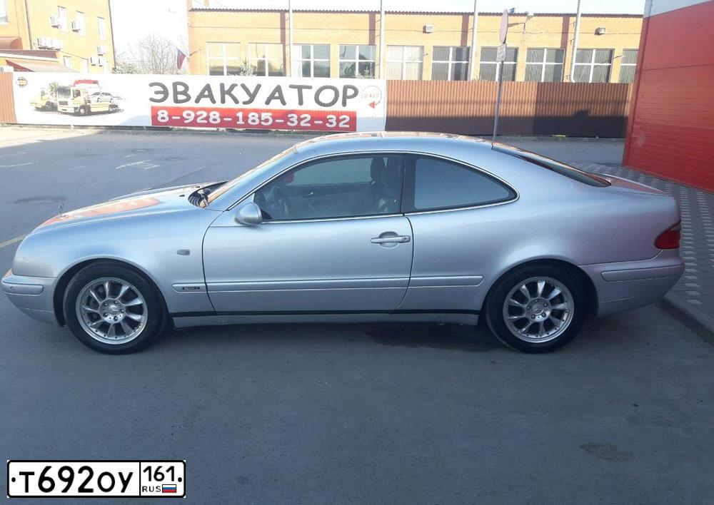 Фото автомобиля MERCEDES CLK-KLASSE, 1998 — госномер Т692ОУ161. Цвет: серебристый