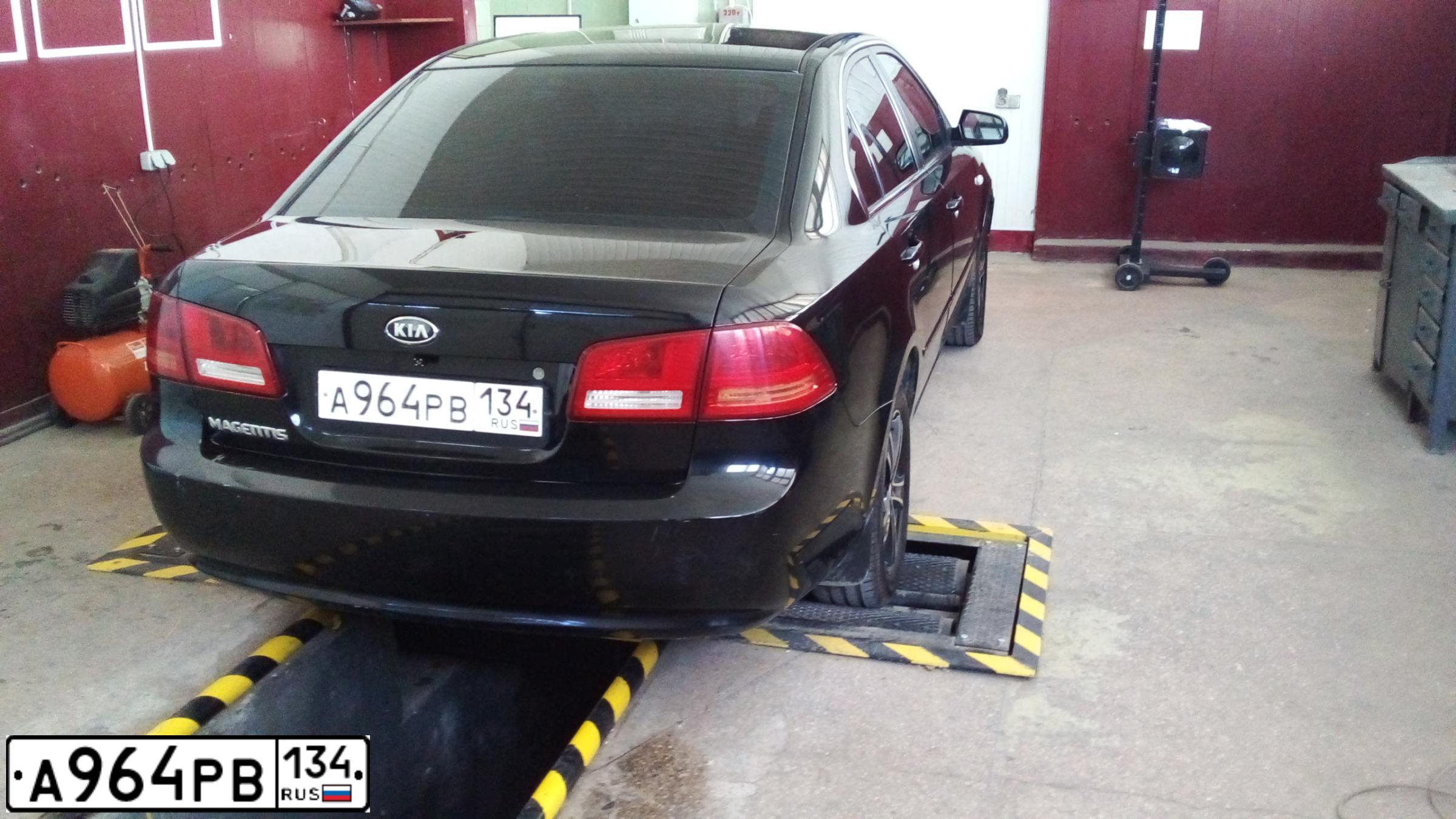 Фото автомобиля LADA 2111 LADA, 2001 — госномер Е328МА197. Цвет: ТЕМНО ЗЕЛЕНЫЙ