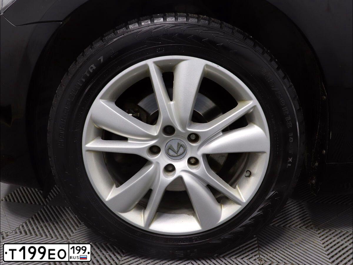 Фото автомобиля INFINITI Q70, 2014 — госномер Е267ХА185. Цвет: ЧЕРНЫЙ
