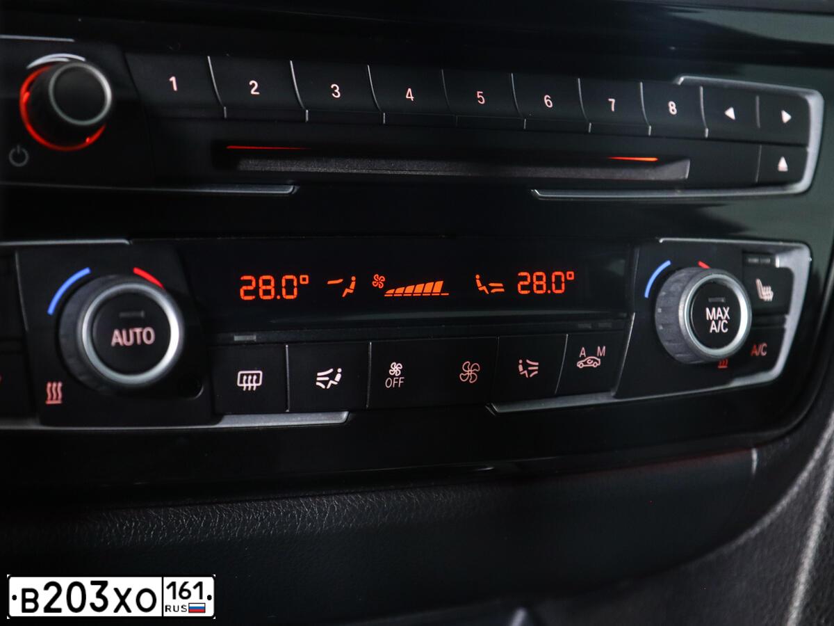 Фото автомобиля BMW SERIE 3, 2017 — госномер Е932ТА790. Цвет: ЧЕРНЫЙ