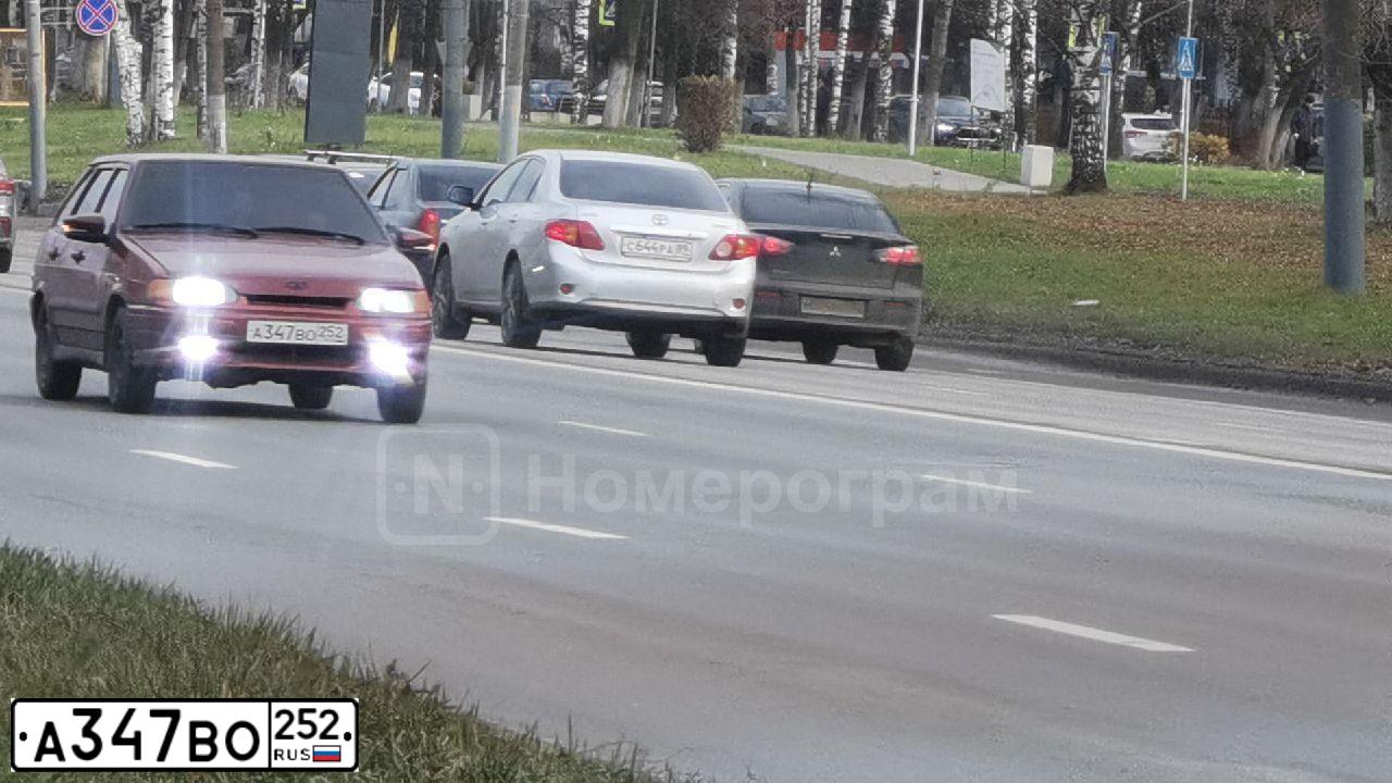 Фото автомобиля LADA 2114 SAMARA, 2008 — госномер А347ВО252. Цвет: Красный