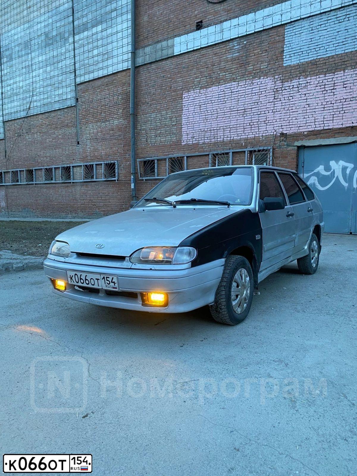 Фото автомобиля LADA 2114 SAMARA, 2007 — госномер Т573КТ35. Цвет: Светло-Серебристый металлик
