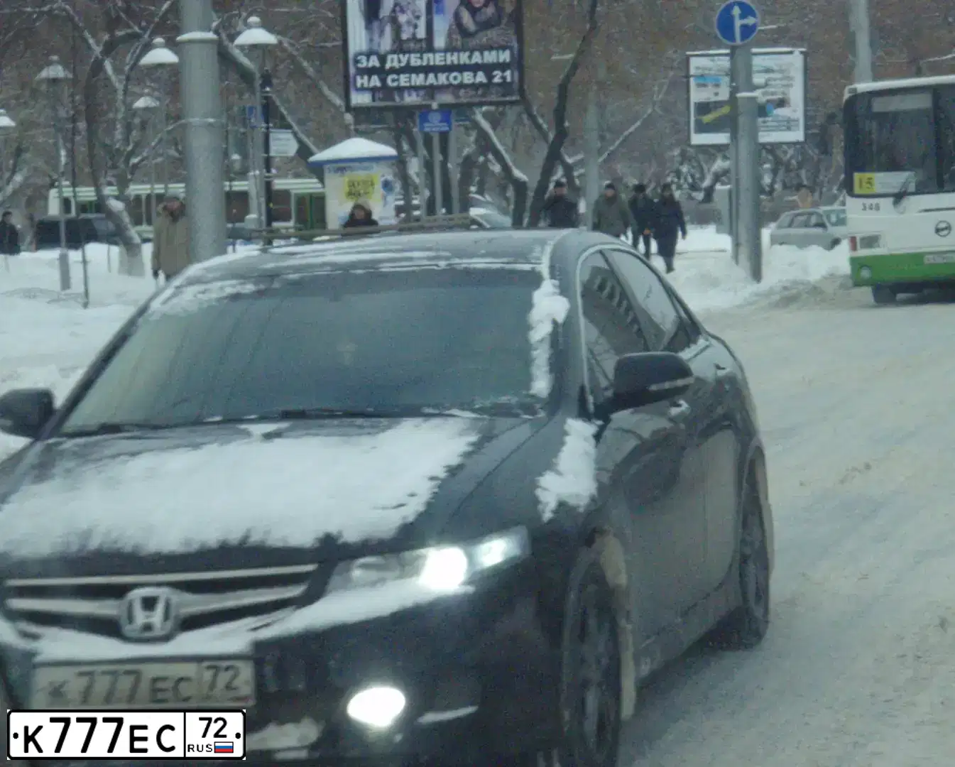 Фото автомобиля MERCEDES M-KLASSE, 2013 — госномер С750РМ72. Цвет: Коричневый