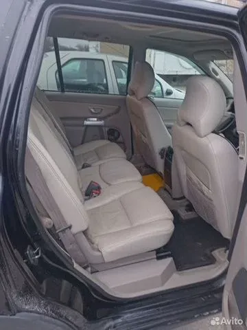 Фото автомобиля VOLVO XC90, 2003 — госномер Е411ВК41. Цвет: ЧЕРНЫЙ