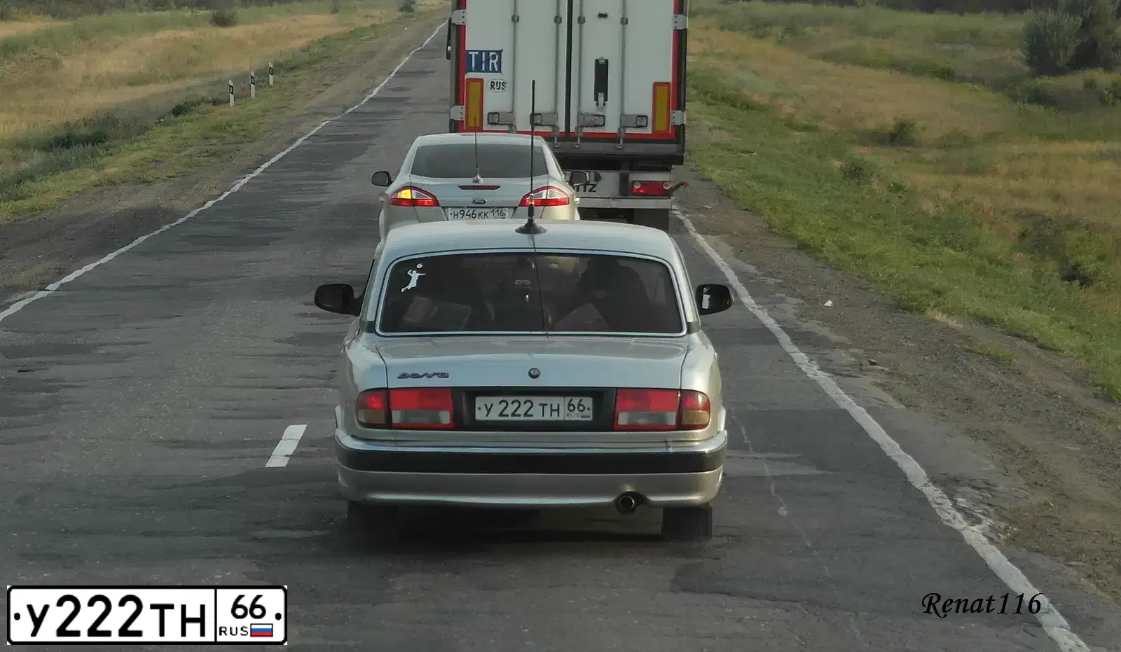 Фото автомобиля GAZ 3110 WOLGA, 2004 — госномер У222ТН66. Цвет: СЕРЕБРИСТЫЙ