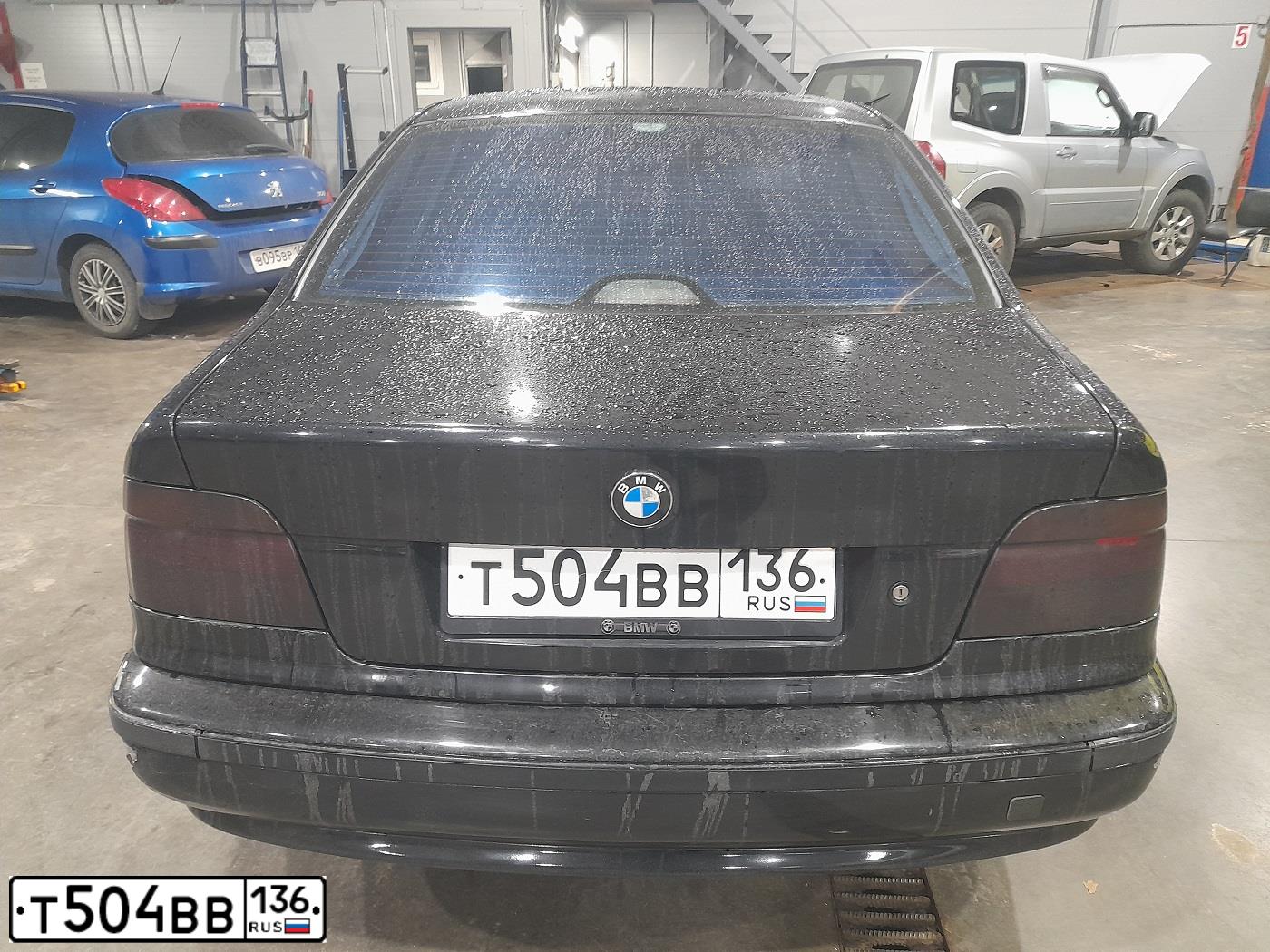 Фото автомобиля BMW SERIE 5, 2000 — госномер Р104НВ68. Цвет: ЧЕРНЫЙ