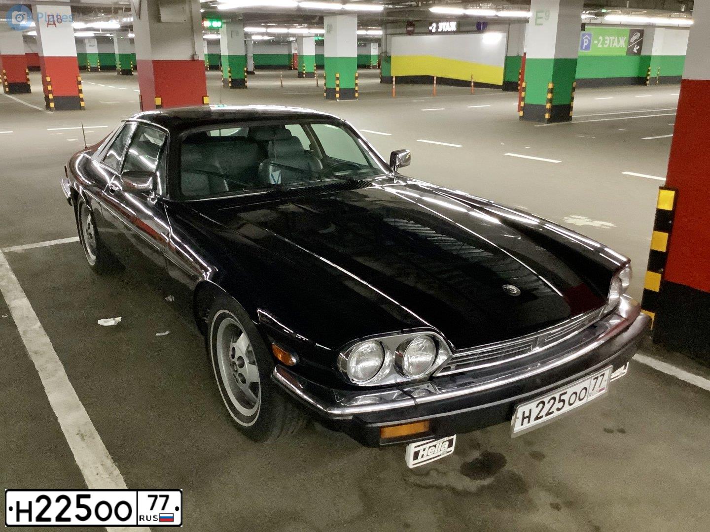 Фото автомобиля JAGUAR UNSPECIFIED, 1987 — госномер Н225ОО77. Цвет: ЧЕРНЫЙ