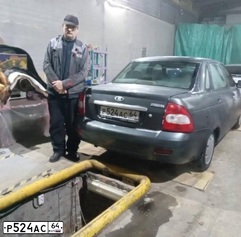 Фото автомобиля LADA 2170 PRIORA, 2008 — госномер М173ВН164. Цвет: СЕРО-СИНЕ-ЗЕЛЕНЫЙ