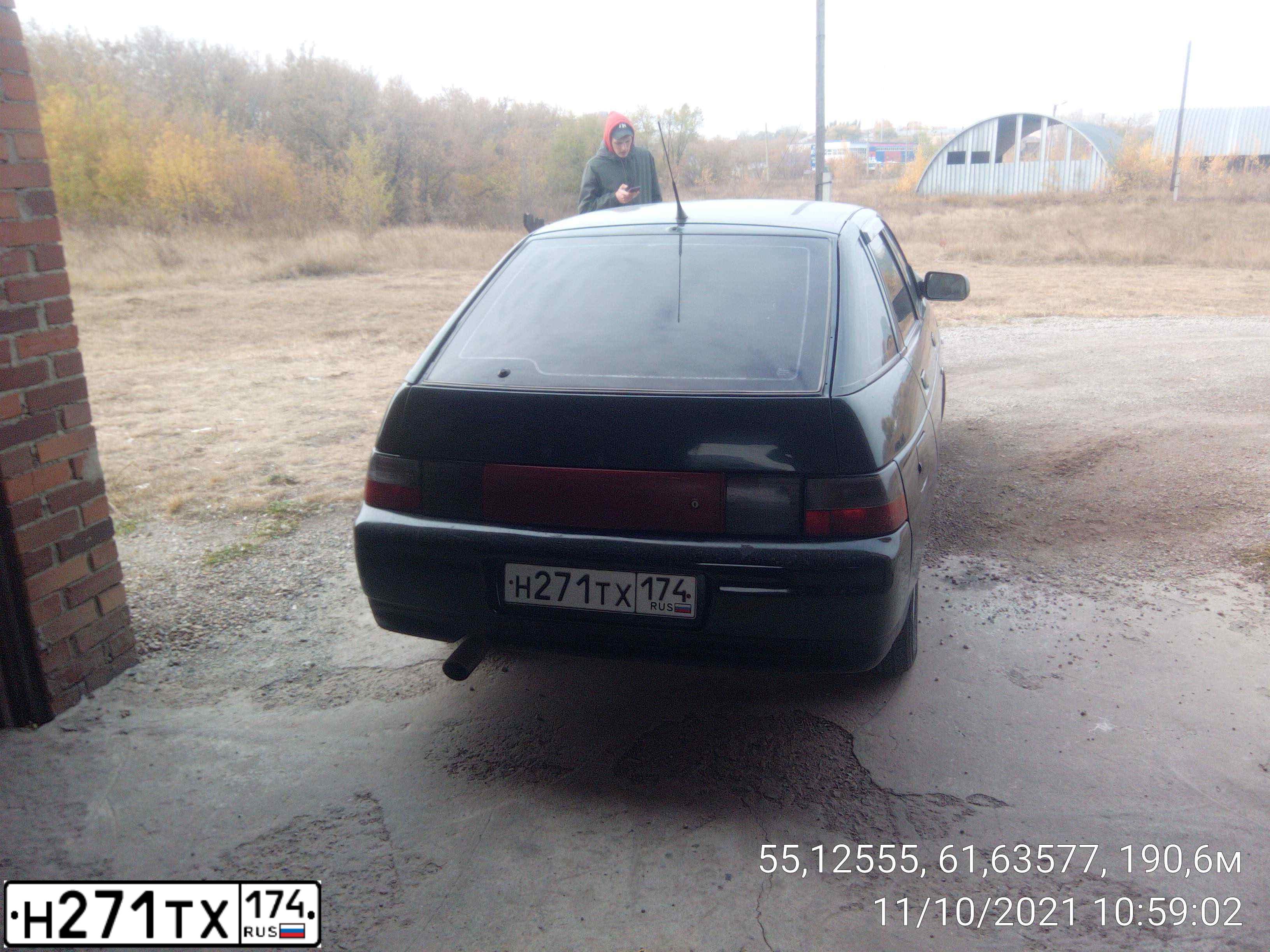 Фото автомобиля LADA 2112, 2004 — госномер С068ВУ774. Цвет: Темно-зеленый