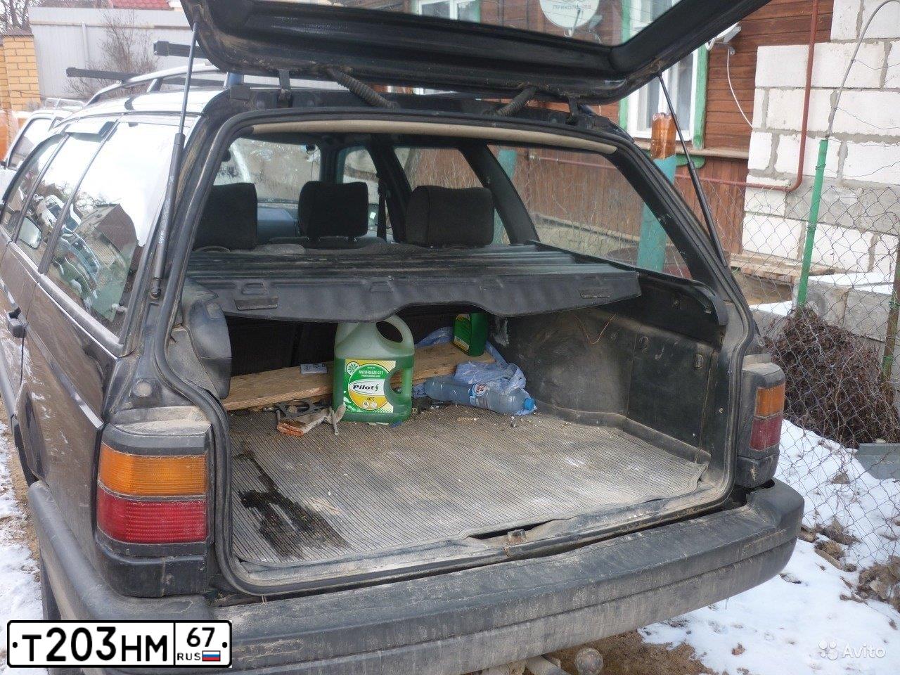 Фото автомобиля VOLKSWAGEN PASSAT, 1992 — госномер Т203НМ67. Цвет: ЧЕРНЫЙ