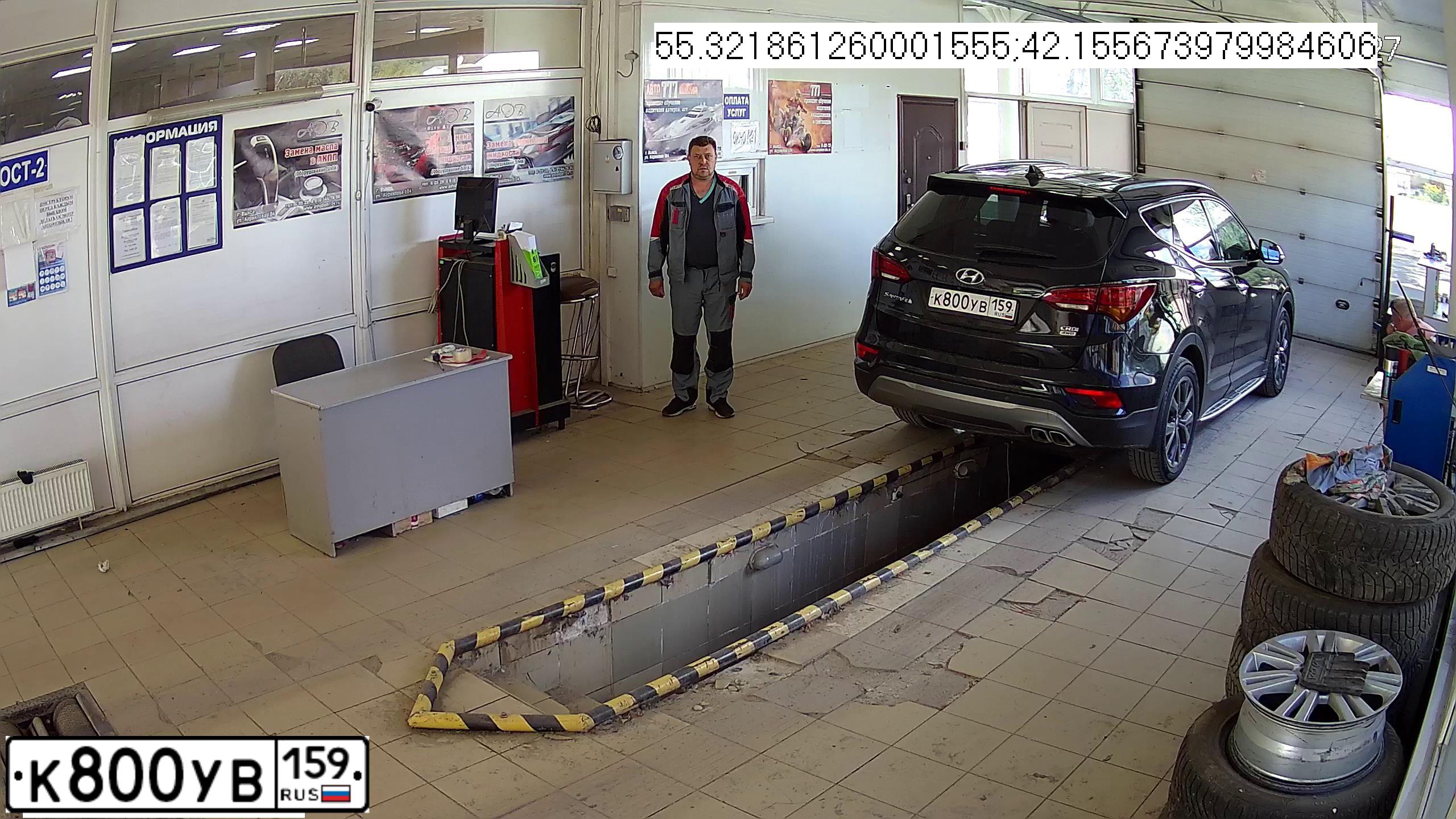 Фото автомобиля HYUNDAI SANTA FE, 2017 — госномер К800УВ159. Цвет: ЧЕРНЫЙ