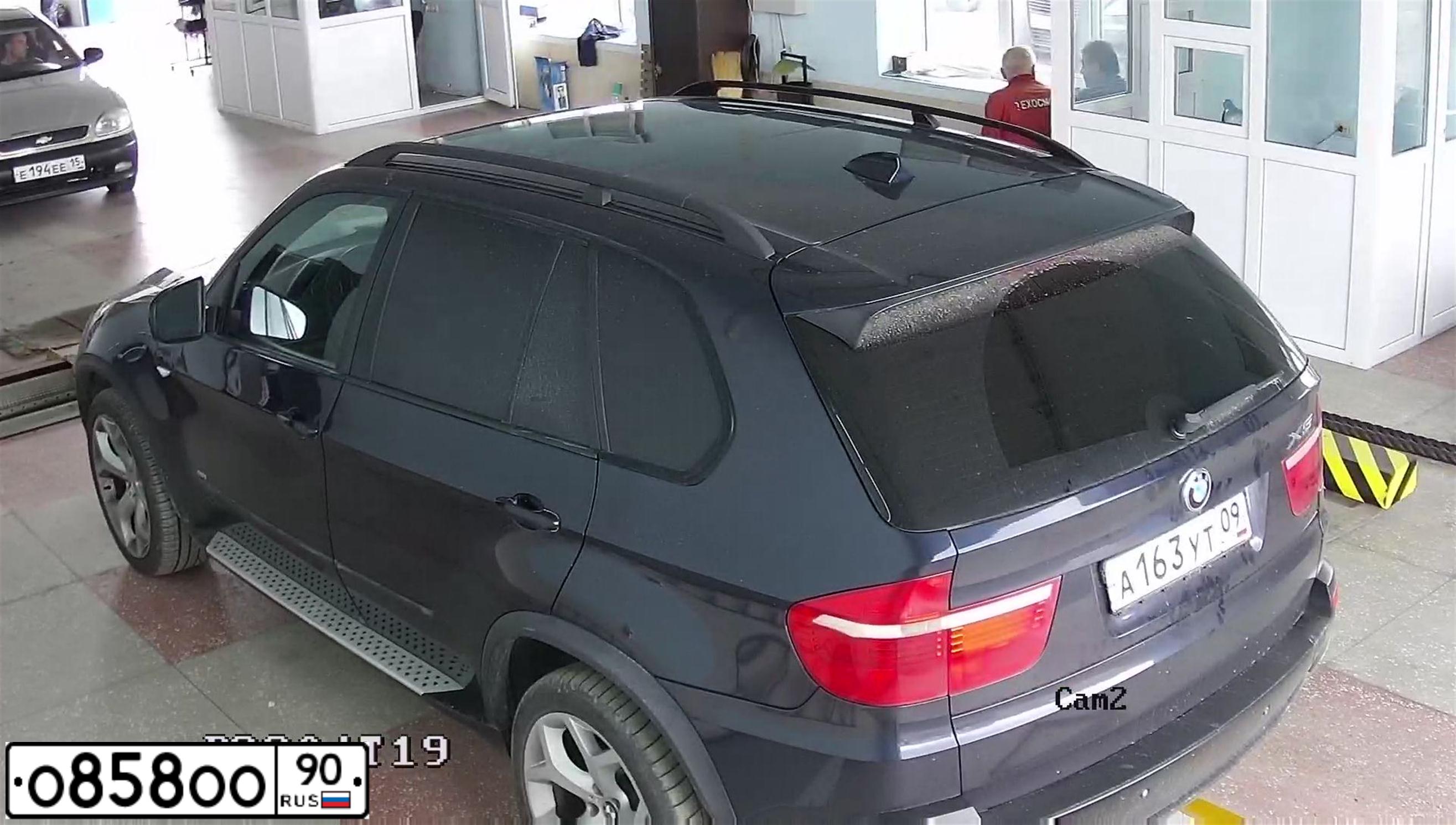 Фото автомобиля FORD FOCUS, 2006 — госномер А303ЕВ150. Цвет: СЕРЕБРИСТЫЙ