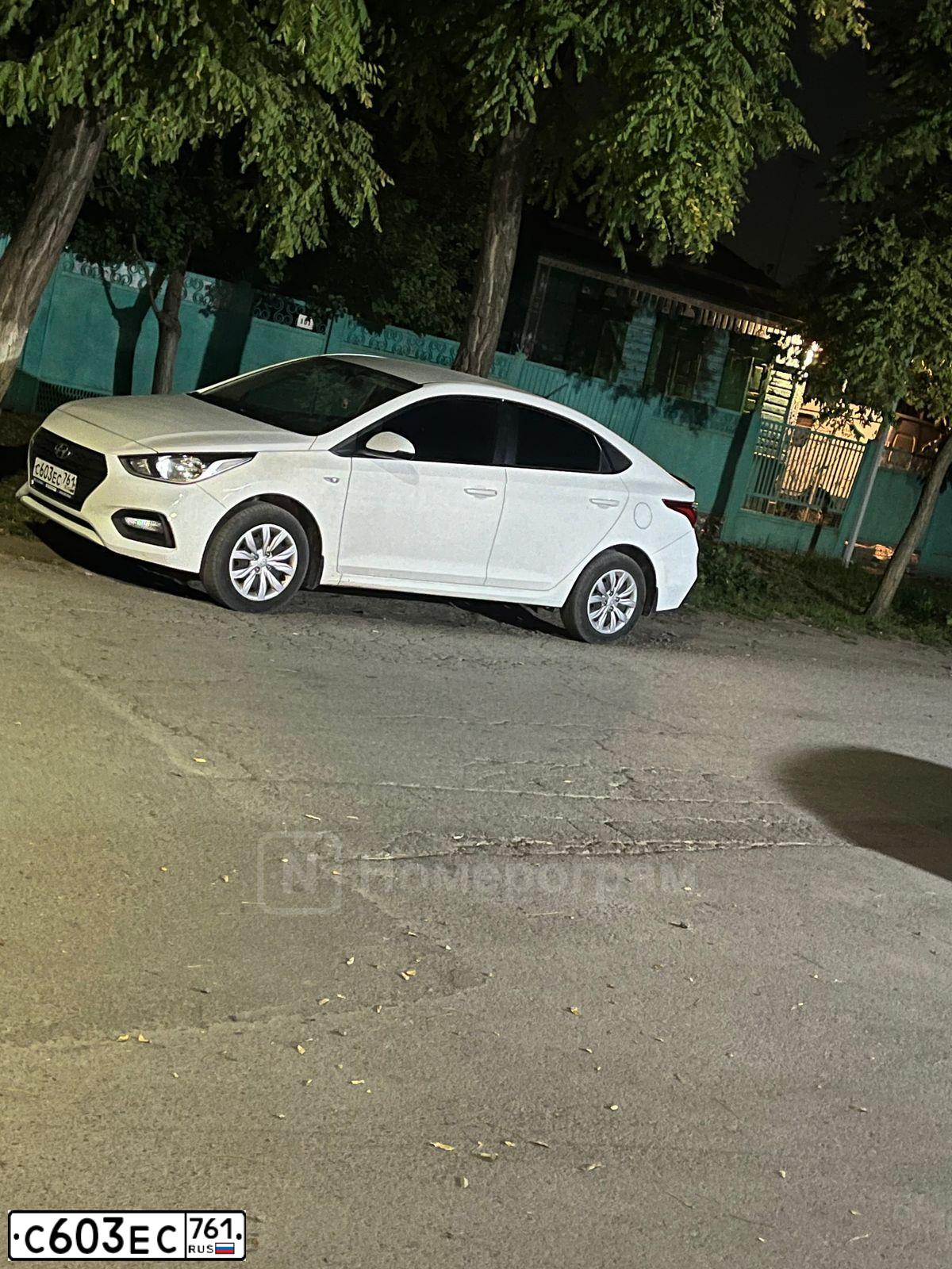 Фото автомобиля HYUNDAI SOLARIS, 2017 — госномер С603ЕС761. Цвет: Белый
