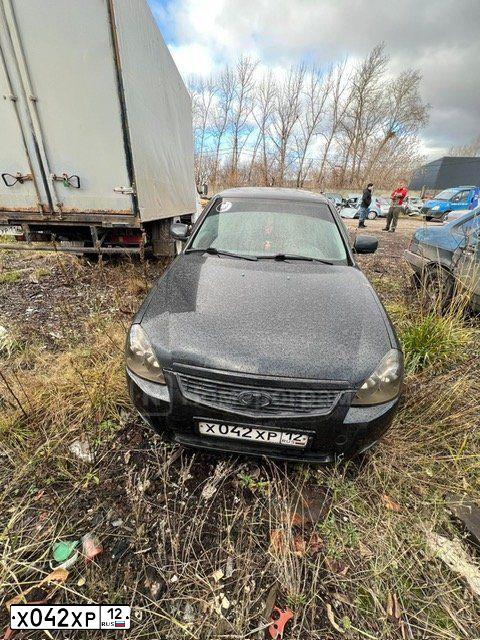 Фото автомобиля LADA 2170 PRIORA, 2008 — госномер Х042ХР12. Цвет: Темно-зеленый