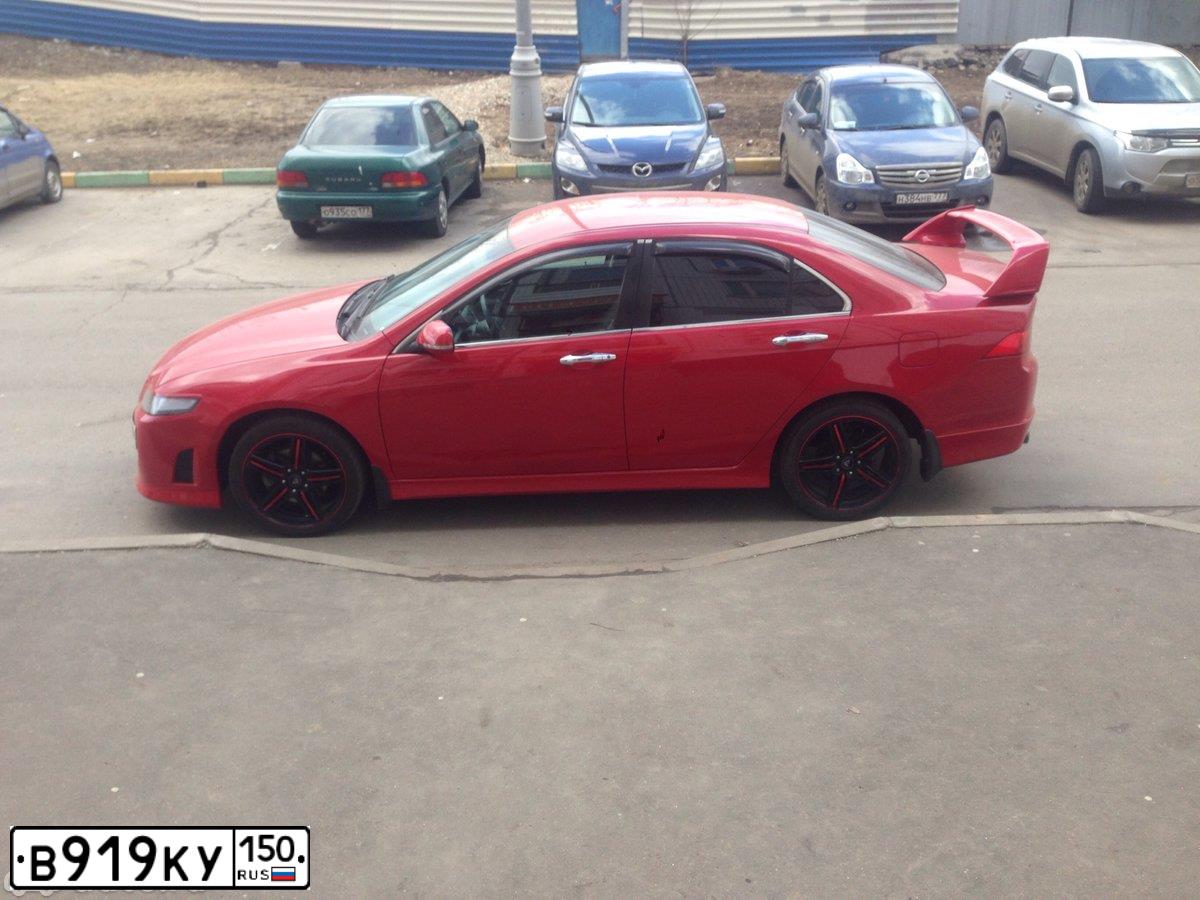 Фото автомобиля HONDA ACCORD, 2007 — госномер В919КУ150. Цвет: Красный