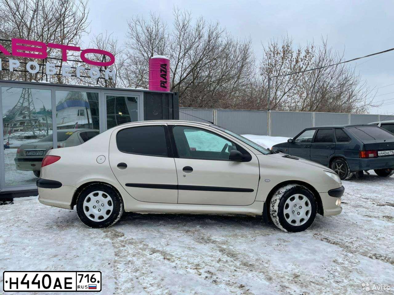Фото автомобиля LADA 2114 SAMARA, 2012 — госномер Р175АТ18. Цвет: Серо-Синий