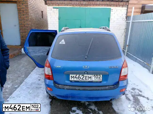 Фото автомобиля LADA 1117 KALINA, 2009 — госномер М462ЕМ102. Цвет: ЯРКО-СИНИЙ