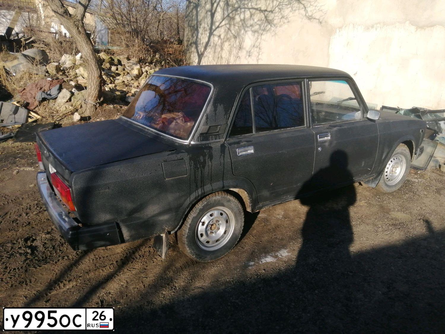 Фото автомобиля LADA 2107, 2002 — госномер У995ОС26. Цвет: ЧЕРНЫЙ